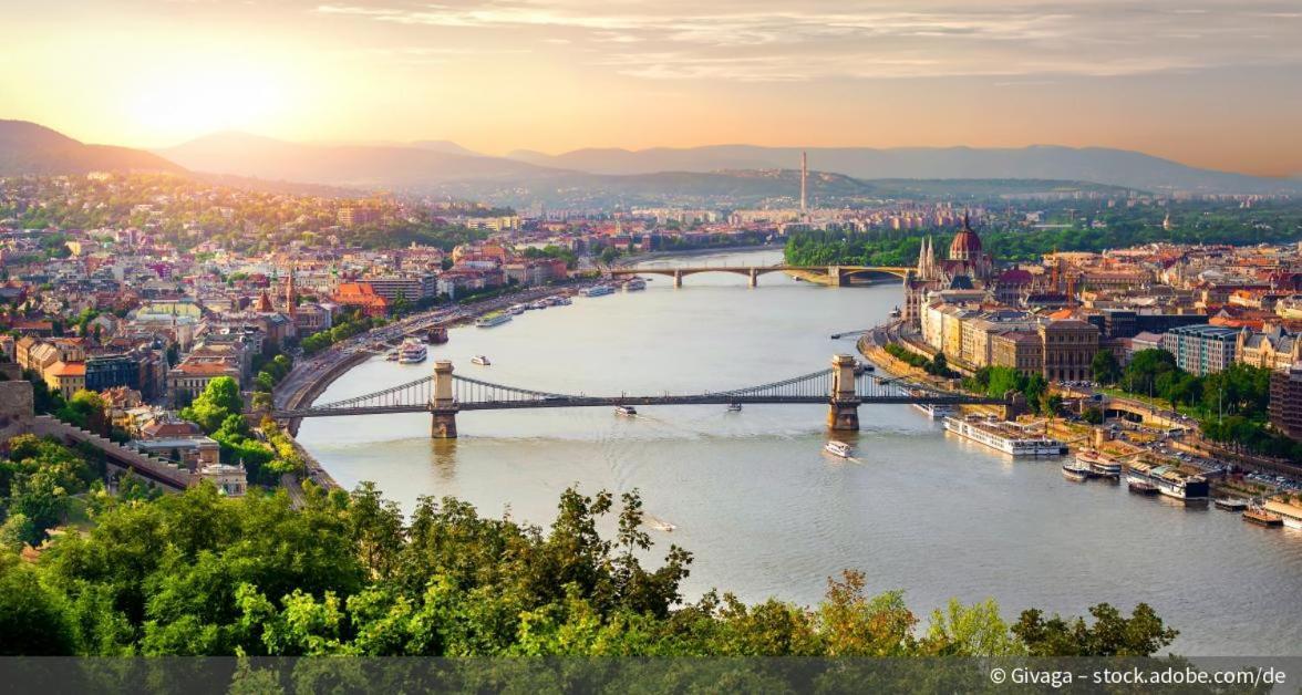 Vendel Terasz Apartamento Budapeste Exterior foto
