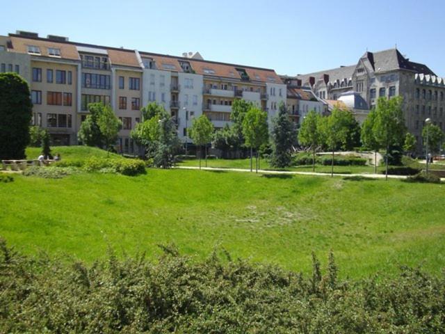 Vendel Terasz Apartamento Budapeste Exterior foto
